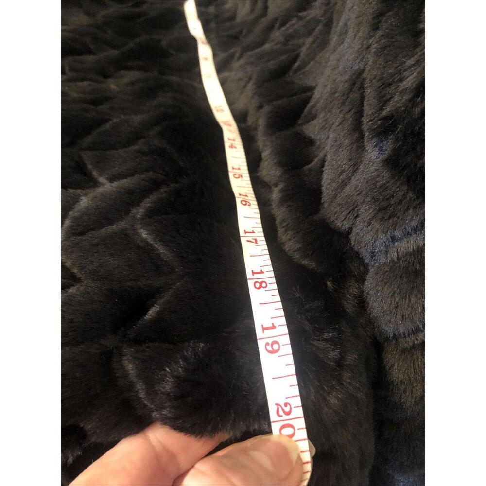 NWT Band Of The Free Jacket Women’s M L Black Val Chevron Faux Fur CROPPED - Picture 15 of 16